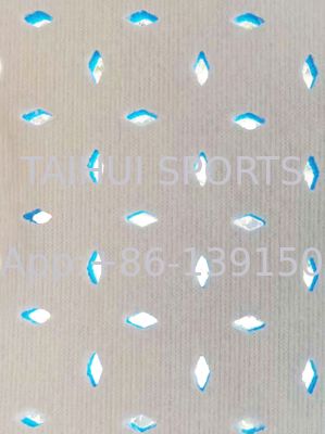 2025 TAIHUI Nowy projekt podkładu amortyzującego z nylonem na wierzchu i membraną na spodzie 30kg/m3 50kg/m3 grubość 15mm do boisk sportowych