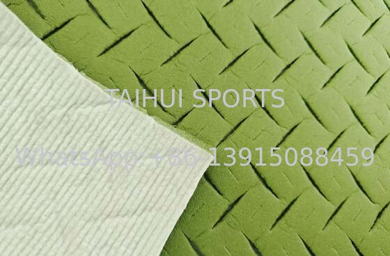 Nowy projekt PE Foam Material Shock Pad Underlay Blue Green Color Roll Package dla boiska piłkarskiego